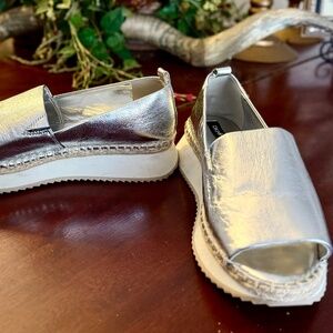 DKNY Silver Metallic Orza Open-Toe Espadrille Platform